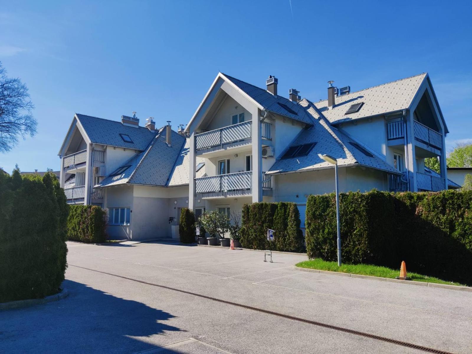 Sunshine Apartment Μπλεντ Εξωτερικό φωτογραφία